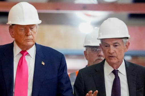 鲍威尔表态：无意在调查结束前离开美联储