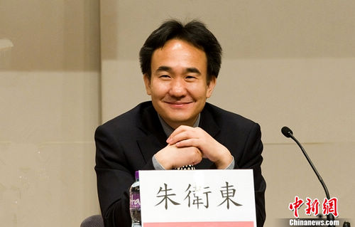 ����������½ʼ�մ�����һ���׽Ƕȿ��Ǿ�ó����